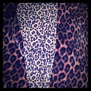 Torrid leopard print leggings